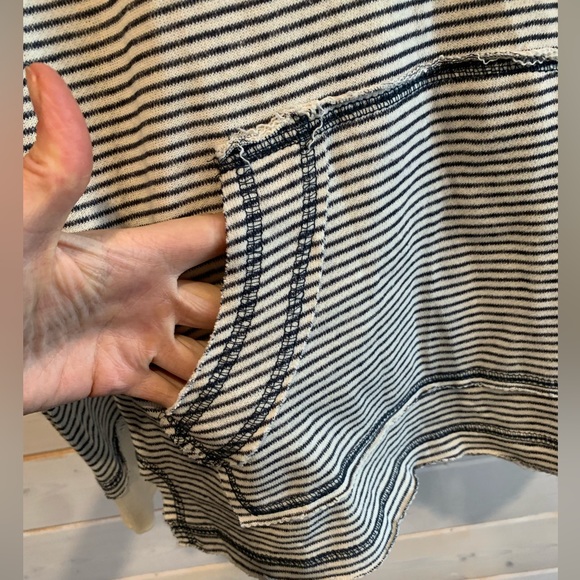 Blue 84 | White & Blue Striped Hoodie - Picture 3 of 7